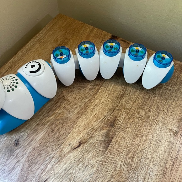 Fisher Price caterpillar - Picture 4 of 5